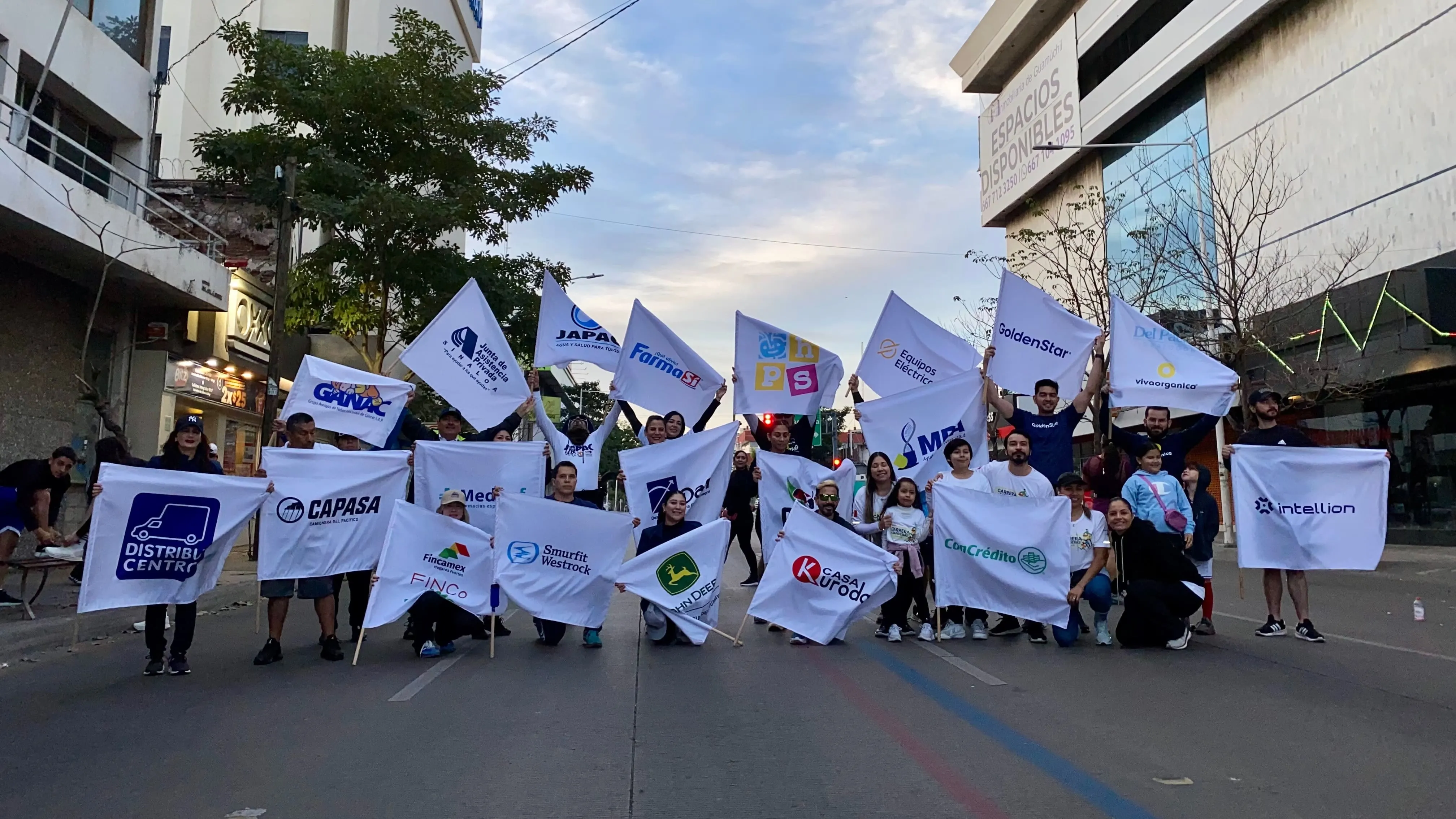 Carrera de banderas - Maraton internacional de Culiacán